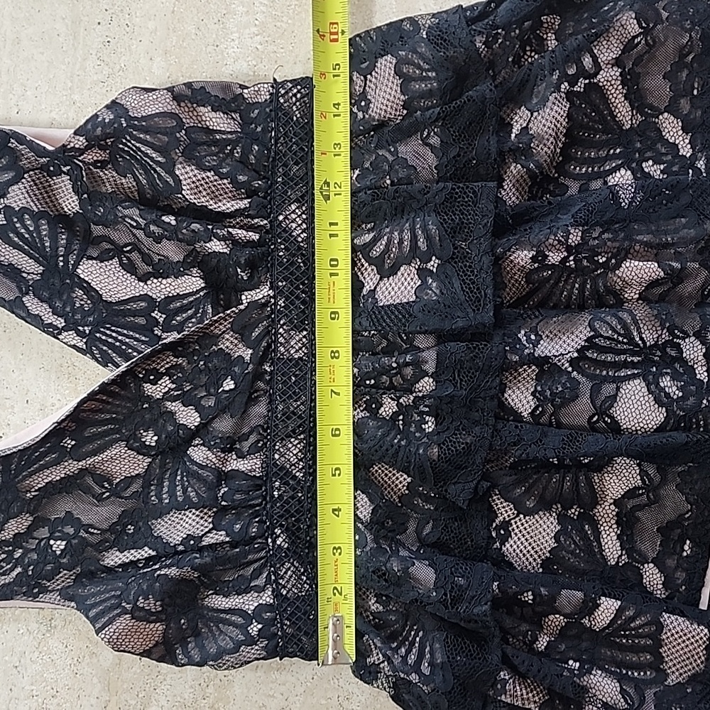 Lace Ruffle Peplum Top - Picture 6 of 7